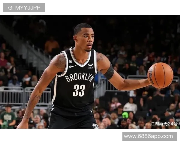 克拉克斯顿赛季数据亮眼场均131分75篮板4助攻14盖帽领跑全队