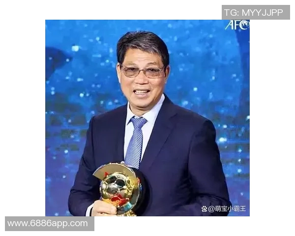 徐根宝寄语海港俱乐部助力国家队培养优秀球员共同迈向世界杯梦想